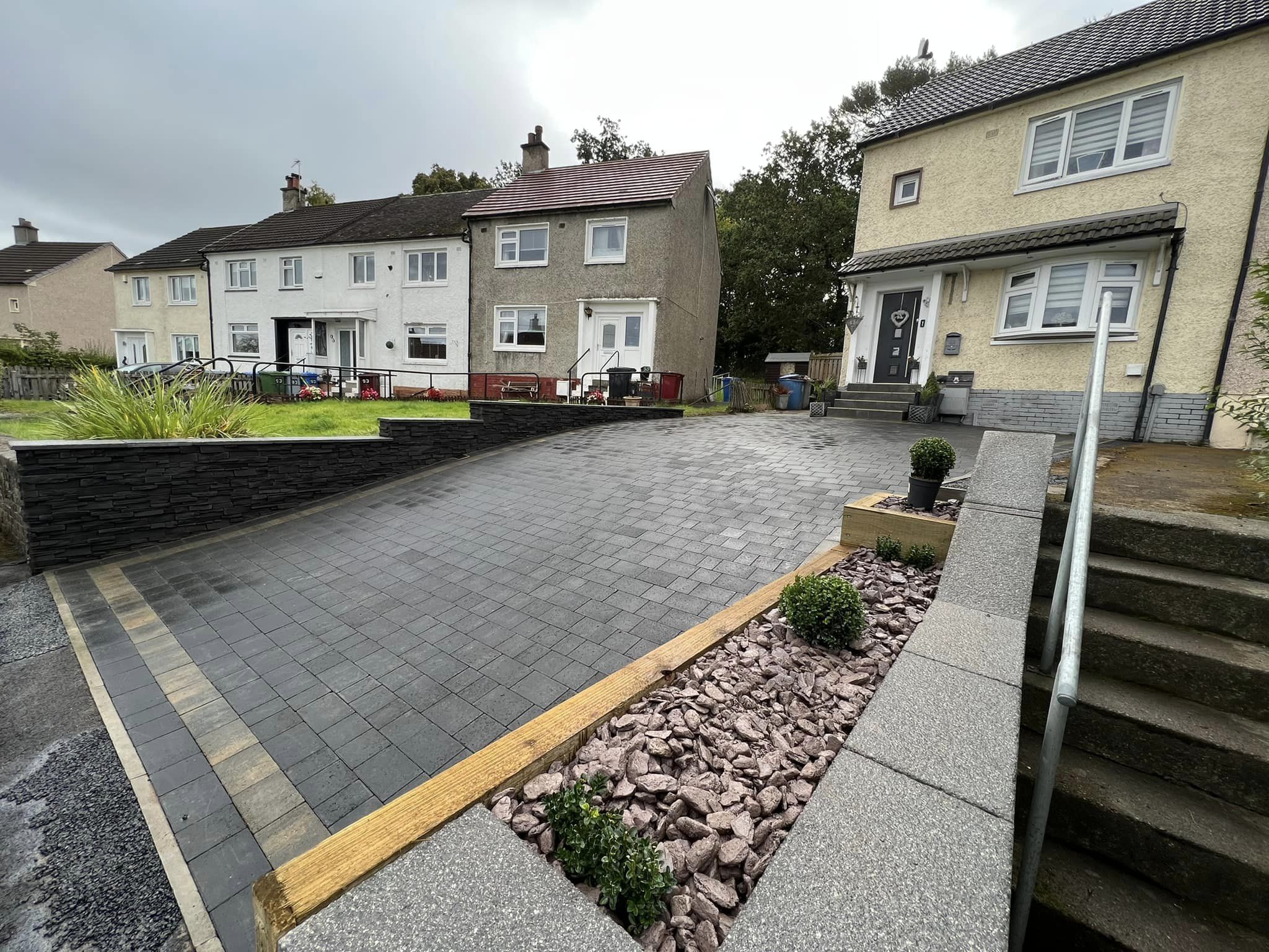 Driveway completed in Cathkin
